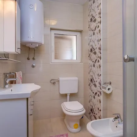 Apartment Marko 1 *