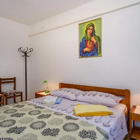 Apartment Marko 1 *